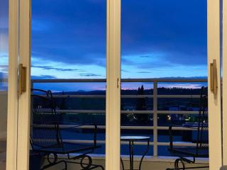 Great Location! Downtown WP with Hot Tub! Sleeps 6! - 5