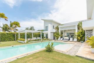 Luxury lakefront vacation paradise! - Punta Cana - 0