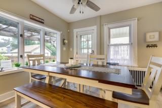 3 Mi to Dtwn Springfield Home with Deck! - 2
