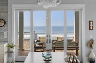 Beachfront Pool Outdoor Kitchen Firepit Putting Green - Folly Beach - 3