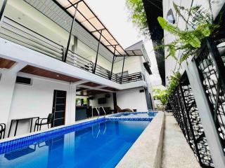 Laguna Hot Spring Home- Oharas Resort - Sleeps 27 - Los Baños - 0