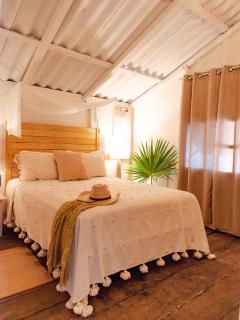 Utopia Guesthouse & Yoga Studio beachfront home - El Cuyo - 4