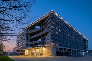 Mercure Guangzhou Baiyun International Airport - Airport Free Shuttle Bus - Huadu - 0