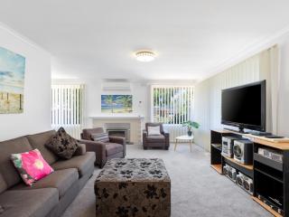 Braidwood Beachouse by Ready Set Stay - BYO LINEN & TOWELS - Capel Sound - 9