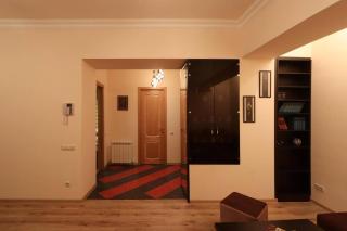 One Bedroom Apartment in CENTRE - Erevan - 7