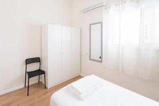 Specious apartment, fun, close to the beach! - Tel Aviv - 4