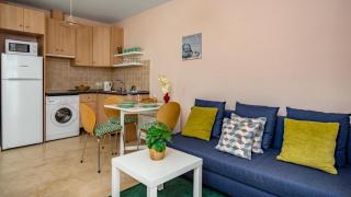 Sunlit Retreat with Garden Haven - Fuengirola - 9