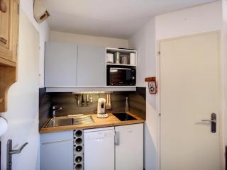 Studio cabine confortable pour 4 pers, pied des pistes, parking, balcon, proche commodités - FR-1-178-352 - Les Menuires - 8