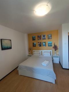 Old Town View Studio - 9