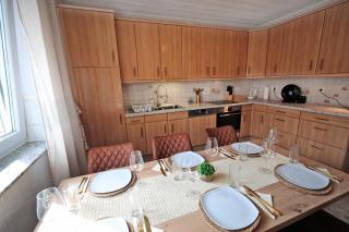 Goldhouse - Sauna, Whirlpool, Switch, Darts & mehr - Andernach - 1