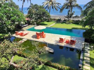 Villa Singkenken - Kubutambahan - 0