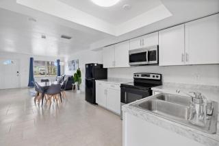 The Heart of Cape Coral! - Cape Coral - 1