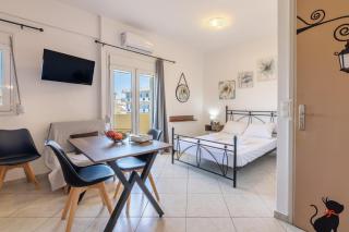 Studio on the closest beach to the city! - Amoudara Herakliou - 8