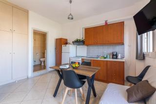 Studio on the closest beach to the city! - 6