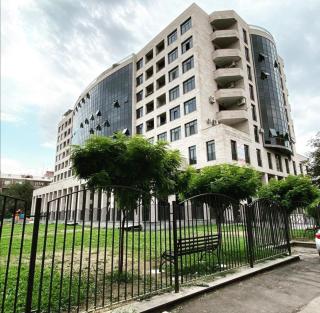 LUXUARY Spacious Apartment in Yerevan 2BDR 2Bathroom - Yerevan - 0