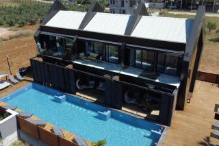 Boutique hotel with a heat pool - 0