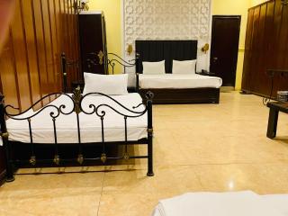 HOTEL ROYAL ONE - Multan - 5