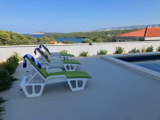 Villa Bay View - Stari Grad - 3
