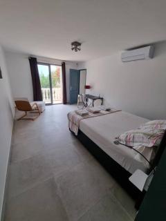 Maison à St Mitre - 2