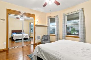 Bedroom near Yale Hospital/Bridgeport - 1