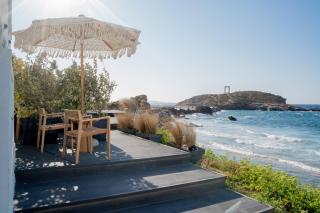 Portara Seaside Luxury Suites - 7