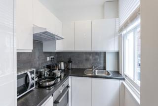 High Street Kensington Apartment - 1