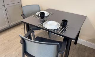 Lazy Cuckoo Inn - Sleek and Stylish Studio Apartments - 2