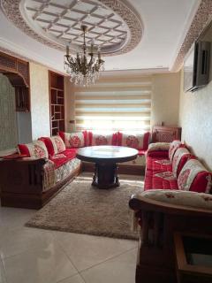 Belle appartement au 1er étage avec climatisation, ascenseur, ADSl, etc à Nador-Neuf - 8