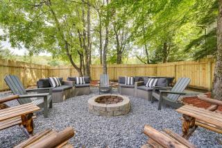Spacious Old Forge Condo w/ Patio & Fire Pit! - 7