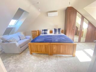 Agase Way - Stylish 4 Bed Home - Milton Keynes - 7