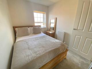 Agase Way - Stylish 4 Bed Home - Milton Keynes - 5