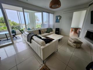 Appartement Luxueux vue Mer dans Résidence avec piscines et jardin - 4