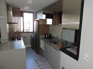 Apart moderno 3 suites 2 vagas de garagem e quadra do mar - Itapema - 8