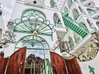 Pisces Hotel Hue - 9