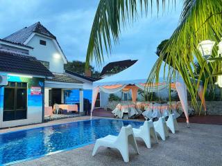 Afamosa golf resort private villa 5 rooms 909 bumiputra alor gajah - Kampong Alor Gajah - 2