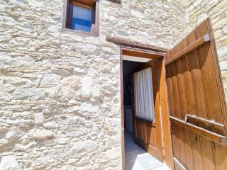 Poolside Escape Studio In Skarinou Village with Pool facilities - Skarinou - 4