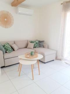 Charmant duplex avec jacuzzi - 9