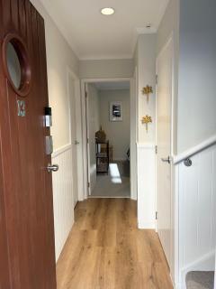 Luxurious Beach Bliss Retreat - 6