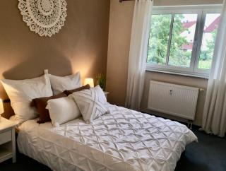 Schöne Gartenwohnung im Seenland - Wackersdorf - 9