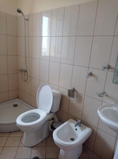 L&G Hotel - Valona - 3