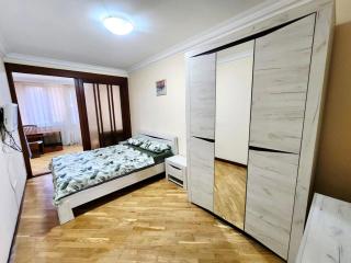 City Center Large and Comfortable 3 Bedroom, next to Northern Avenue - Erevan - 6