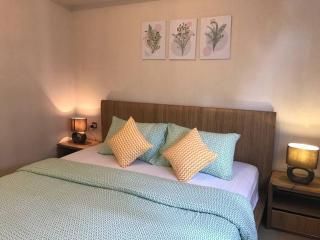 Cozy 2 BR, The Wave Apartment, Epicentrum/Rasuna Said - 8