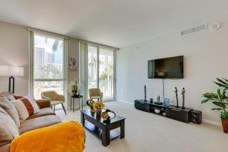 Miami Vacation Rental w/ Balcony, Pool & Hot Tub! - 7