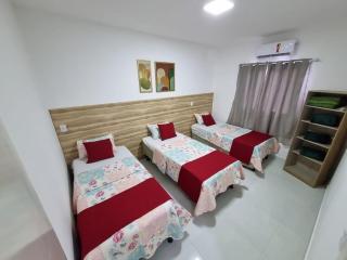 Sobrado a 200m da Praia e Orla, 02 QTS com ar condicionado - 2