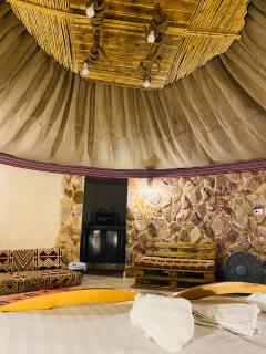 Pink city cottage - 9