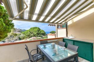 Pandora On The Beach - 4