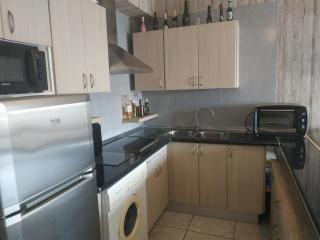 Apartament 3 persones amb piscina comunitaria Terrassa amb vistes canal i Llac St Maurici - Empuriabrava - 2