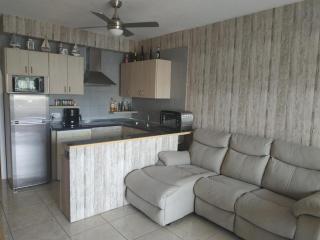 Apartament 3 persones amb piscina comunitaria Terrassa amb vistes canal i Llac St Maurici - Empuriabrava - 3
