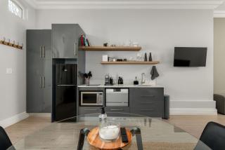 Luxury Winetram getaway - 6