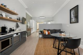 Luxury Franschhoek getaway next to Winetram - 0